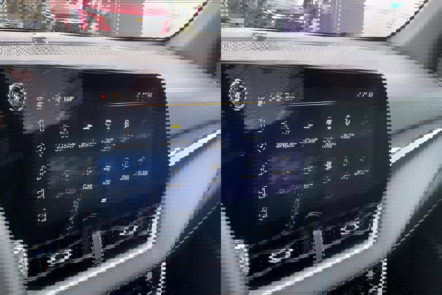 Certified 2025 Chevrolet Equinox LT image 31