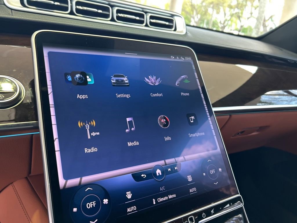 Used 2023 Mercedes-Benz S 500 4MATIC image 8