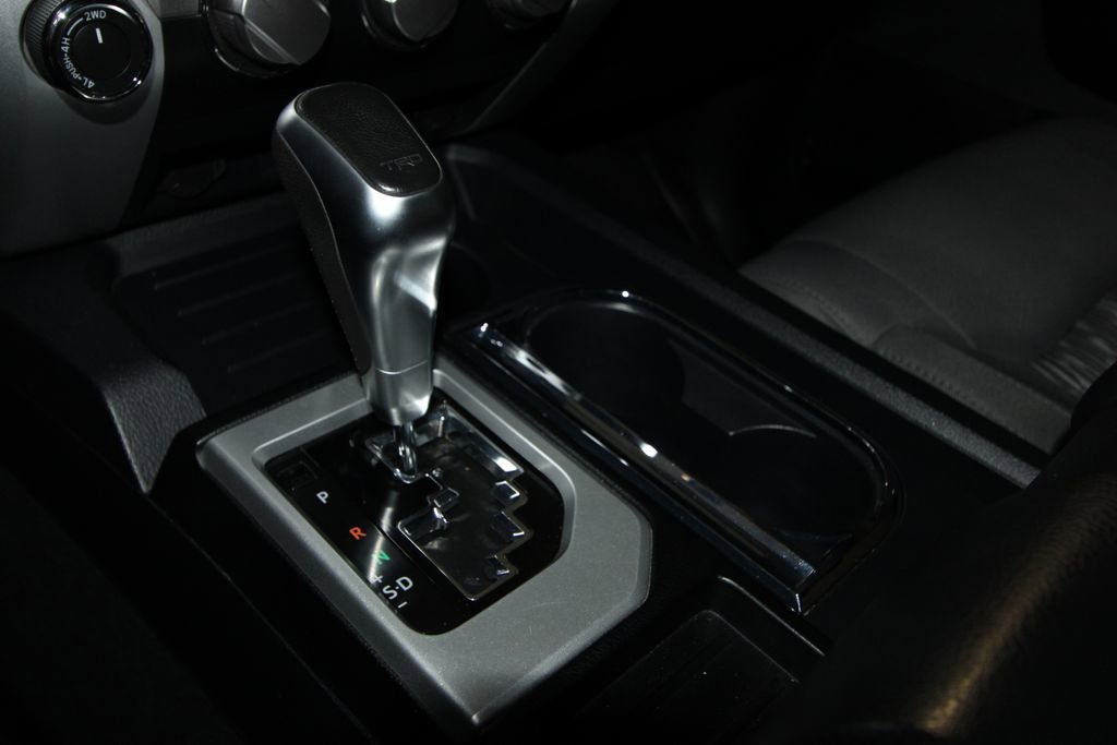 Used 2018 Toyota Tundra SR5 image 18