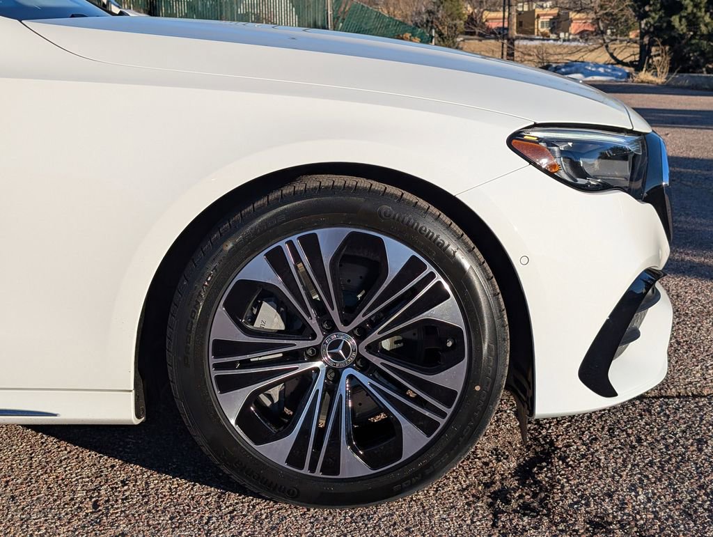 New 2026 Mercedes-Benz E 450 4MATIC Sedan image 9