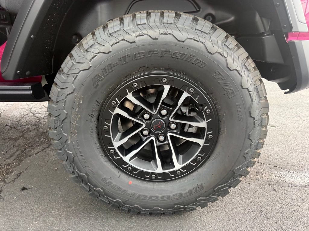 New 2026 Jeep Wrangler Unlimited Rubicon w/ Xtreme 35 Tire Package AWD/4WD image 35