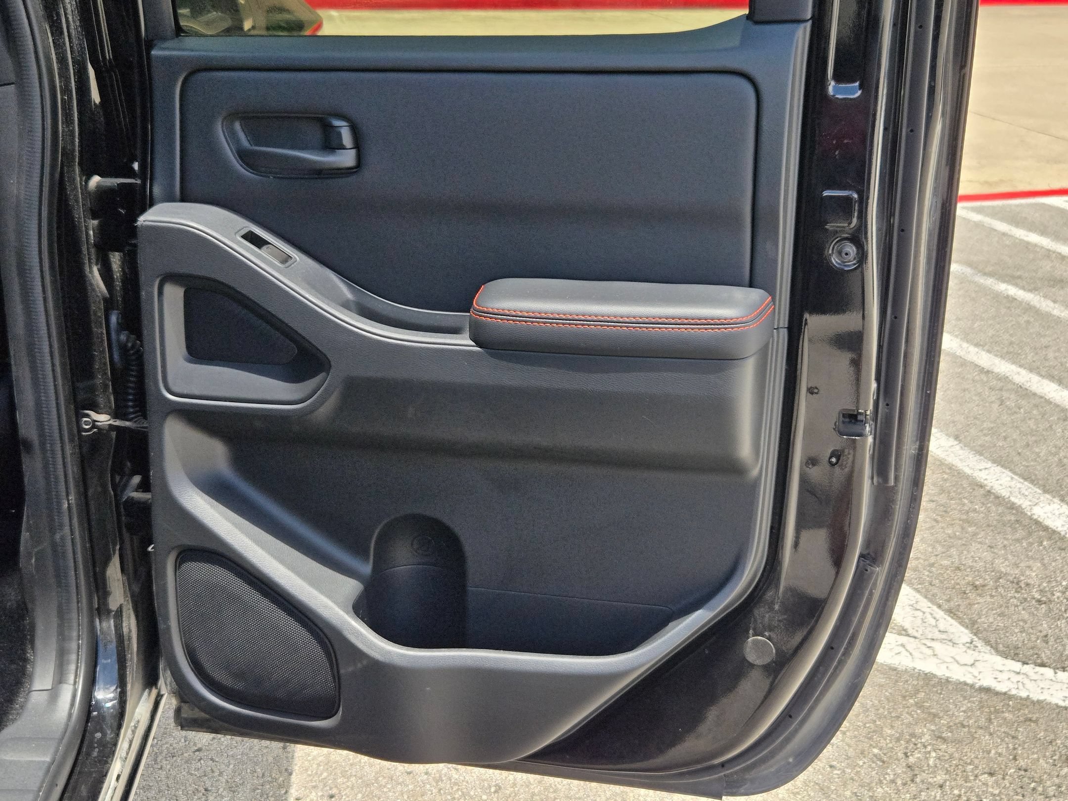 Used 2026 Nissan Frontier PRO-4X AWD/4WD image 26