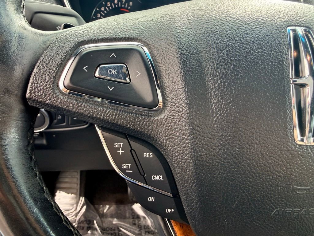 Used 2016 Lincoln MKX Reserve w/ Luxury Package image 20