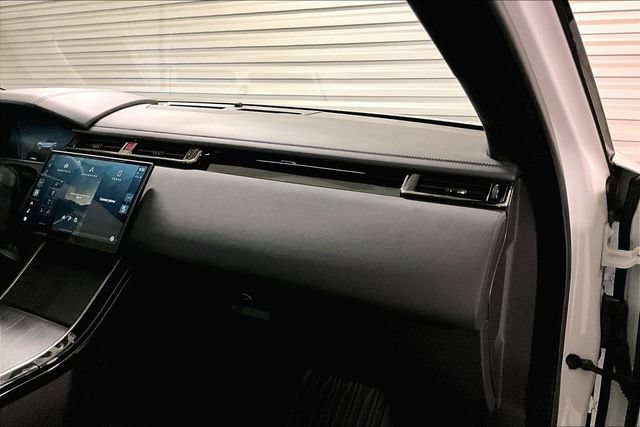 Certified 2026 Land Rover Range Rover Velar Dynamic SE AWD/4WD image 25