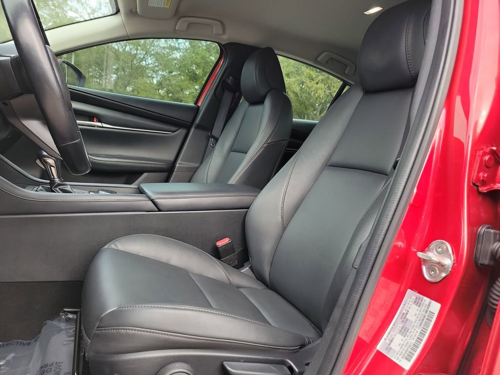 Used 2023 MAZDA MAZDA3 s image 13