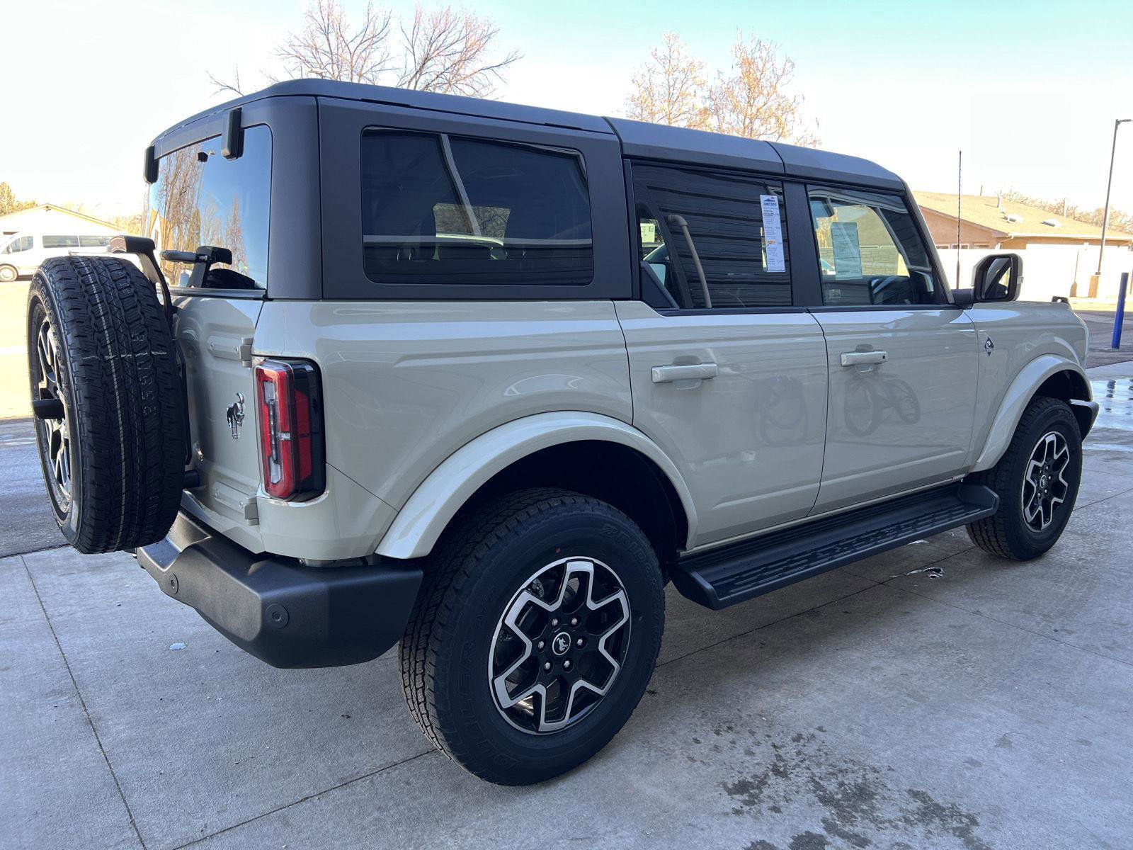 New 2025 Ford Bronco Outer Banks image 5