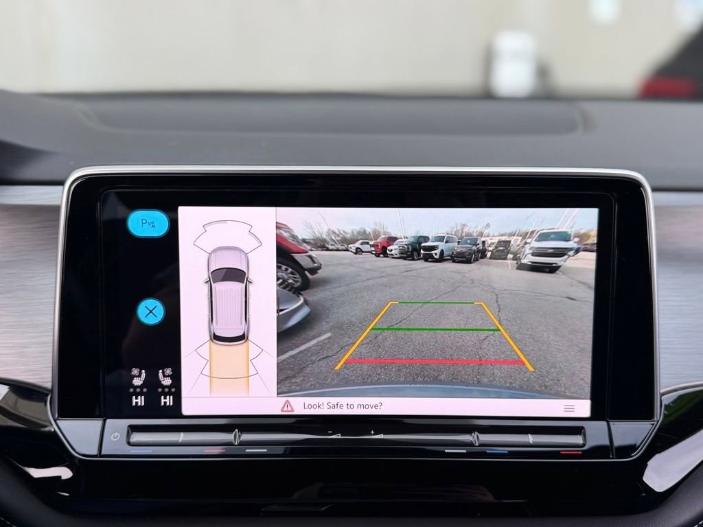 Used 2024 Volkswagen Atlas Cross Sport SE image 31