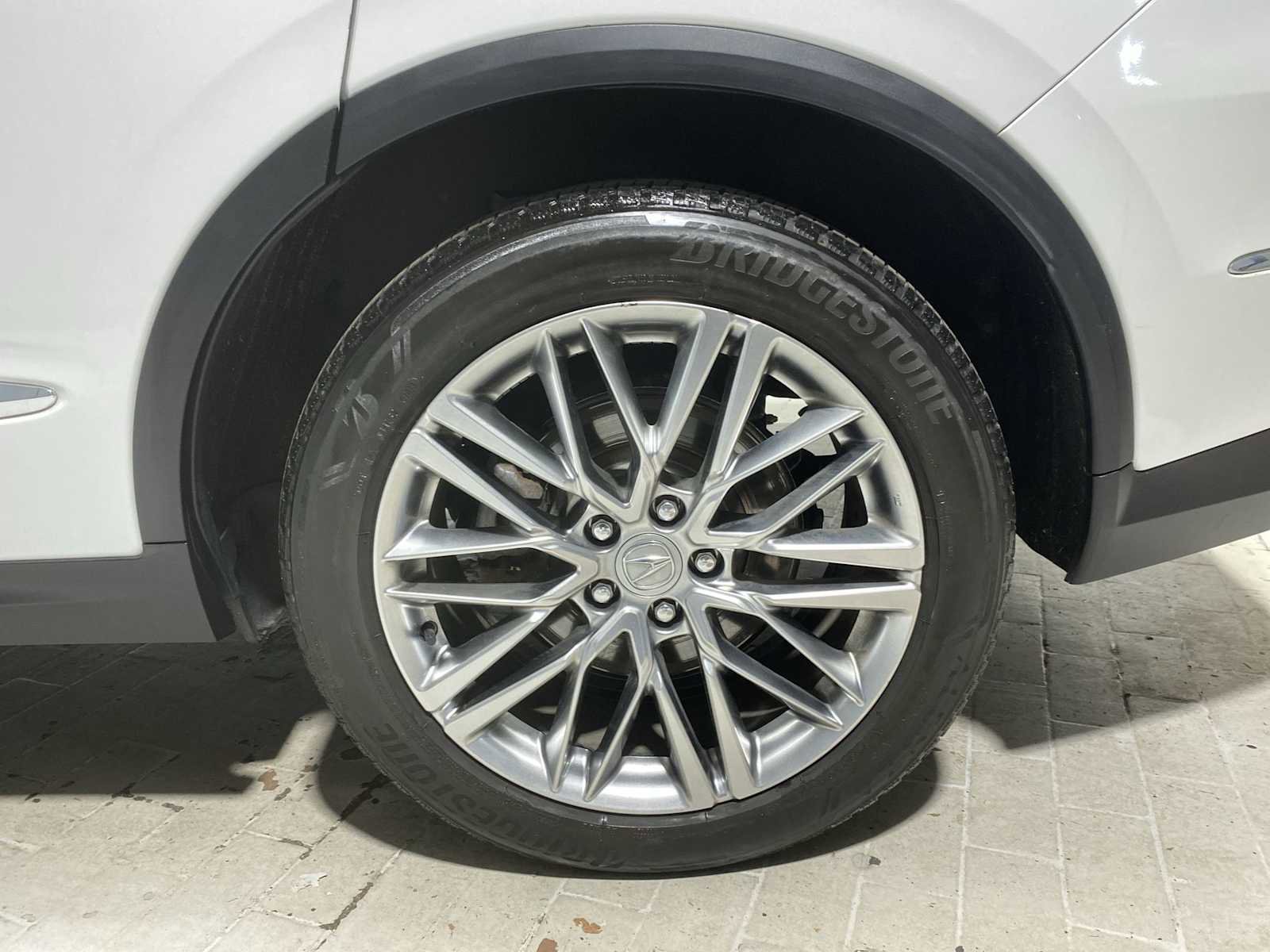 Used 2023 Acura MDX SH-AWD w/ Advance Package image 8