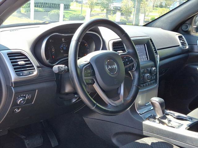 Certified 2021 Jeep Grand Cherokee Laredo image 25