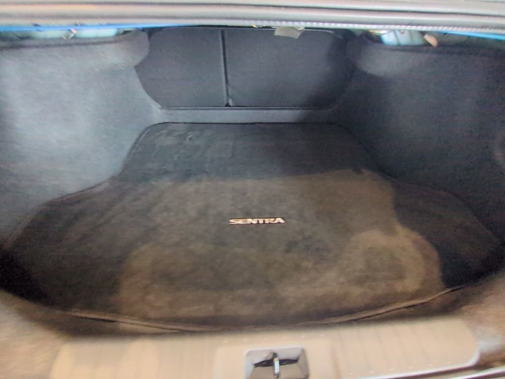 Used 2024 Nissan Sentra SR FWD image 30