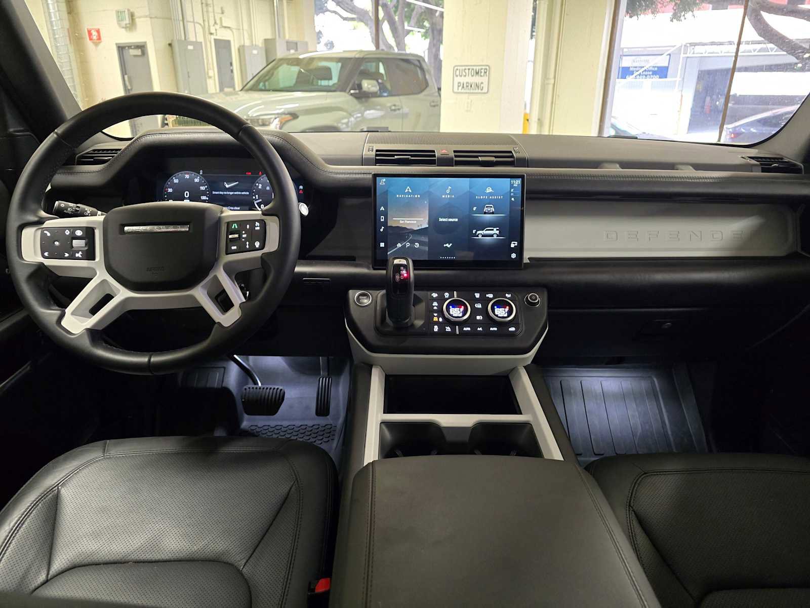 Used 2025 Land Rover Defender 110 S AWD/4WD image 18