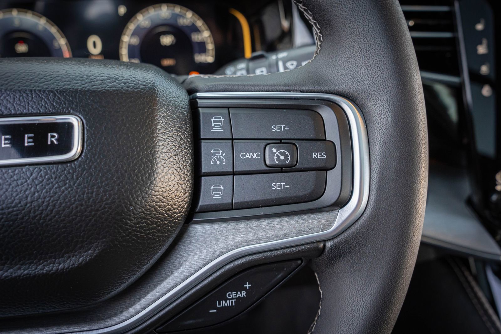 Used 2023 Jeep Wagoneer Series II image 17