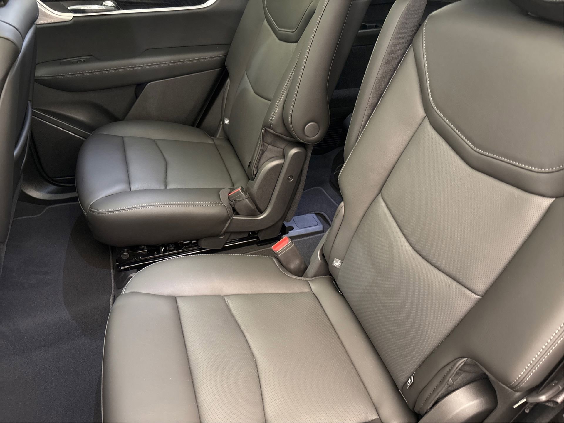 New 2025 Cadillac XT6 Premium Luxury image 10