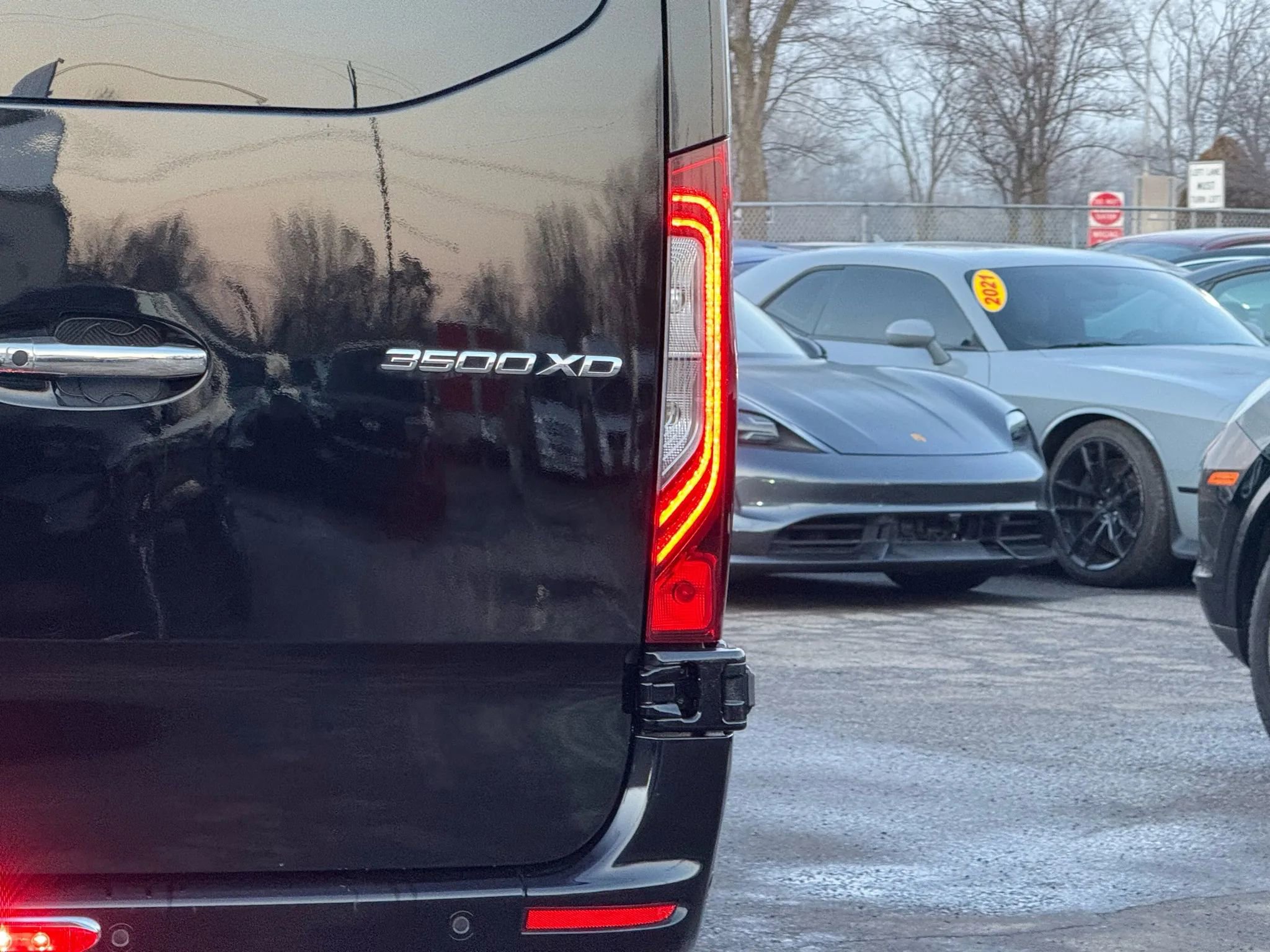 Used 2021 Mercedes-Benz Sprinter 3500 w/ Comfort Plus Package image 13