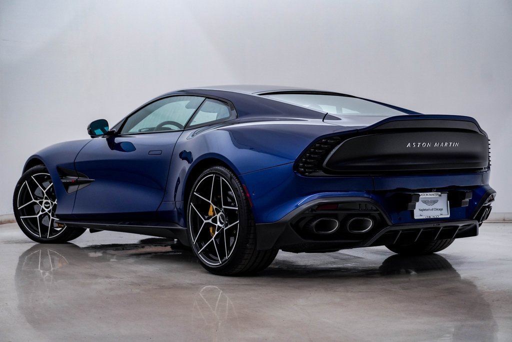 New 2025 Aston Martin Vanquish image 8