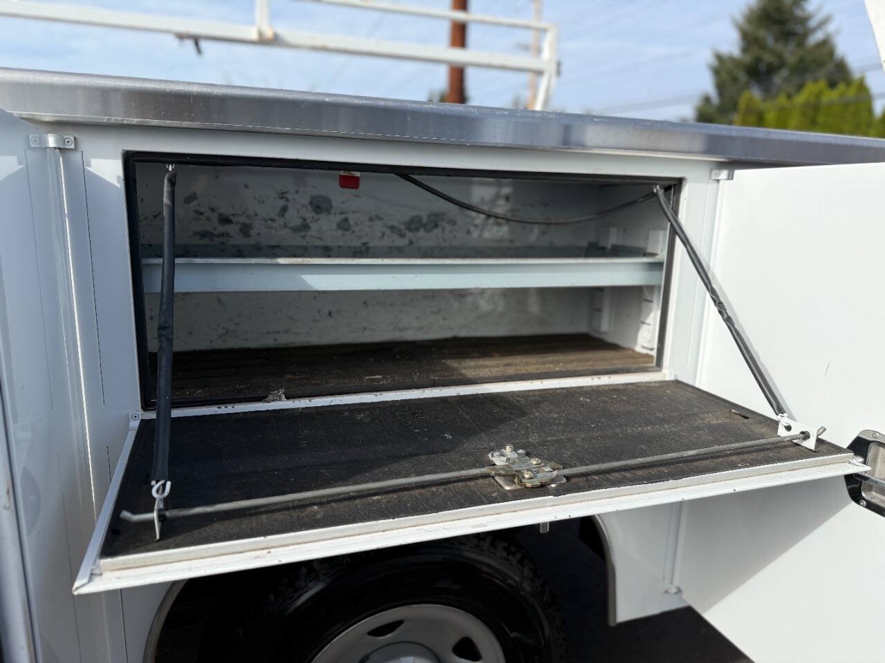 Used 2008 Ford F350 XL RWD image 15
