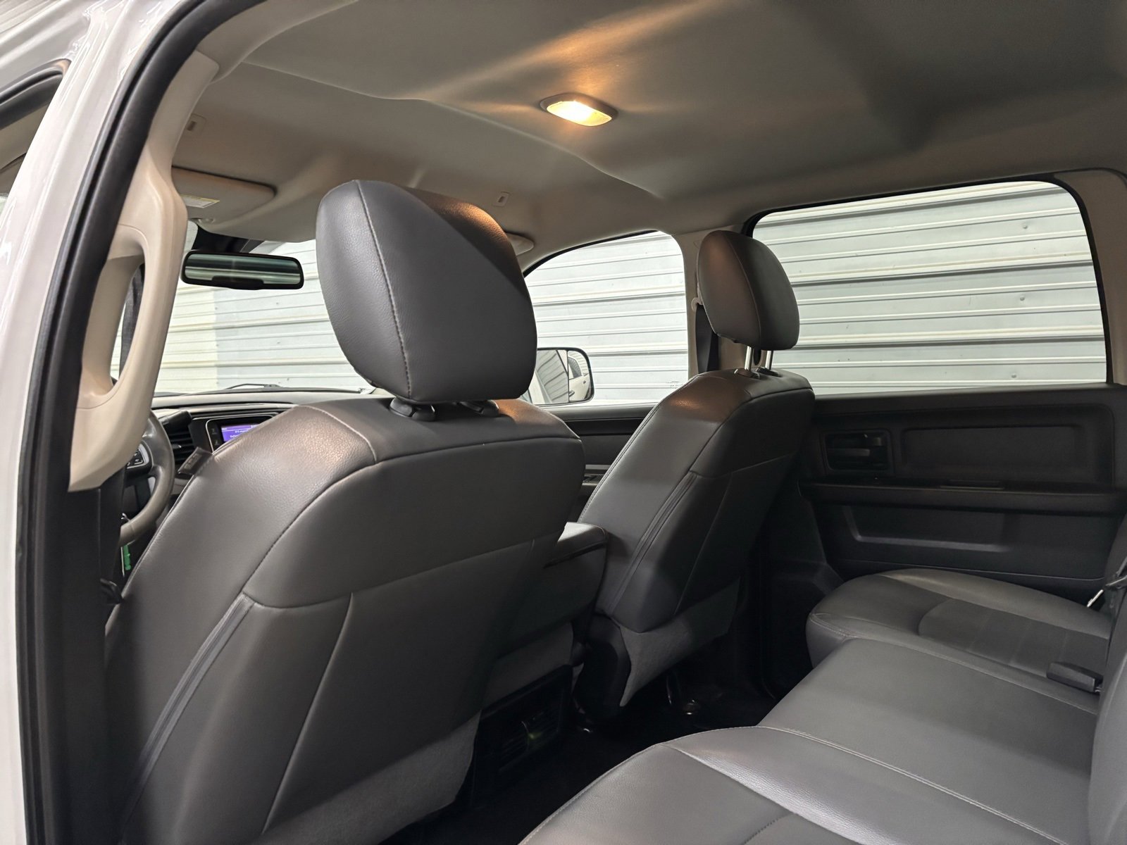 Used 2018 RAM 3500 Tradesman w/ Snow Chief Group image 24