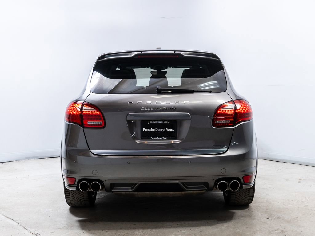 Used 2014 Porsche Cayenne Turbo image 6