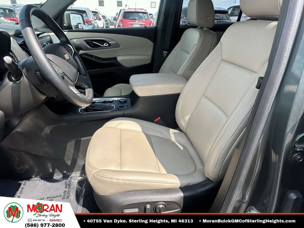 Certified 2023 Chevrolet Traverse LT FWD image 17