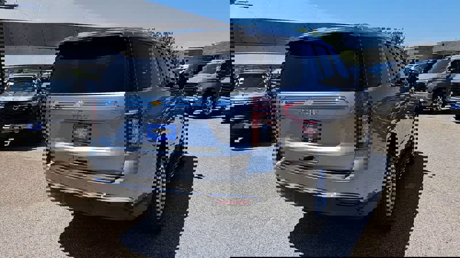 Used 2024 Chevrolet Tahoe LS image 7