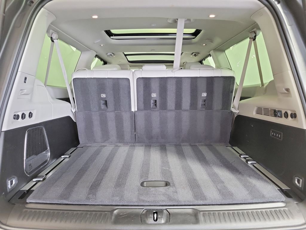 Used 2024 Jeep Wagoneer L Series III w/ Premium Group I image 24