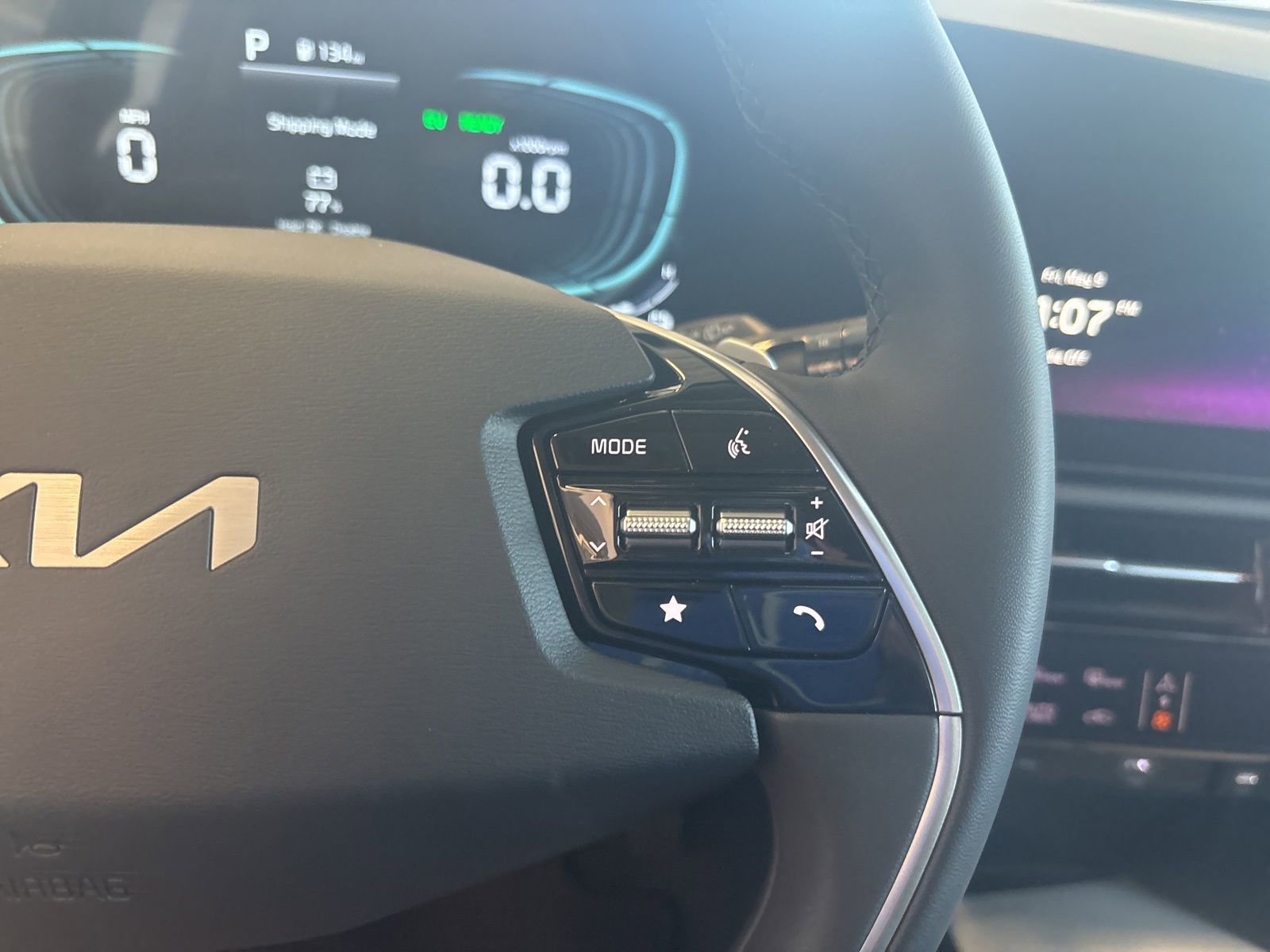 New 2025 Kia Niro EX image 19