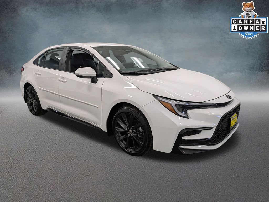 Used 2026 Toyota Corolla SE w/ SE Package FWD image 3