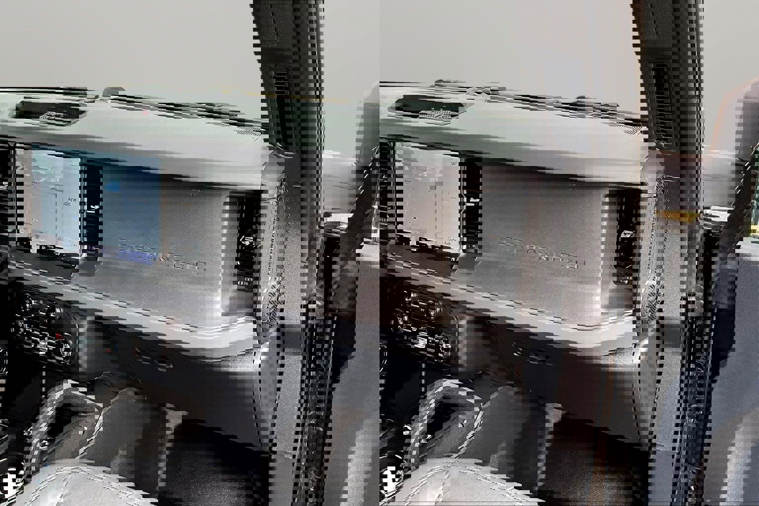 Used 2024 Ford Bronco Big Bend image 21