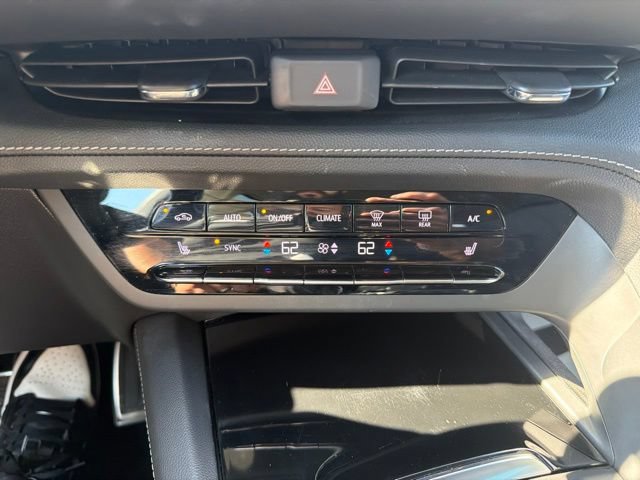 Used 2023 Buick Envision Preferred w/ Sport Touring Package AWD/4WD image 23