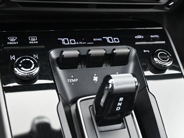 Used 2020 Porsche 911 Carrera S image 15