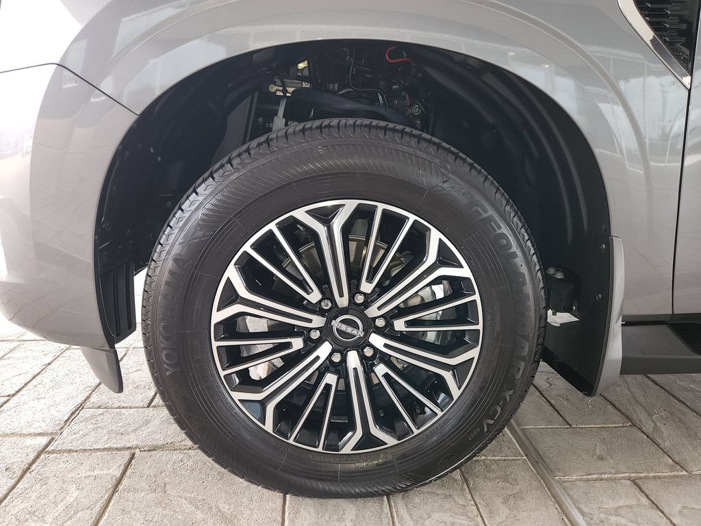 Certified 2026 Nissan Armada SL AWD/4WD image 33