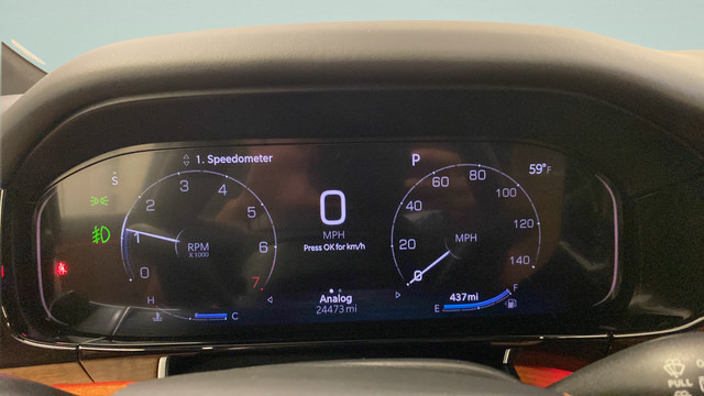 Used 2025 Jeep Grand Wagoneer L Series III w/ Rear Seat Video Group 1 AWD/4WD image 17