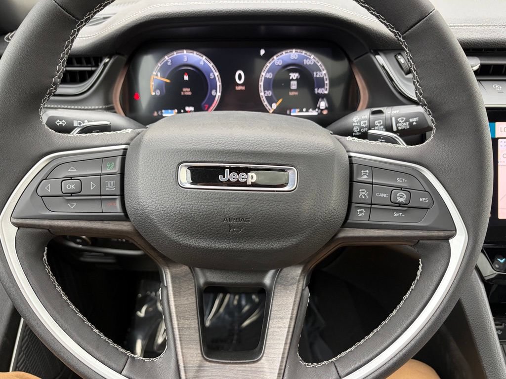 New 2026 Jeep Grand Cherokee L Limited AWD/4WD image 30