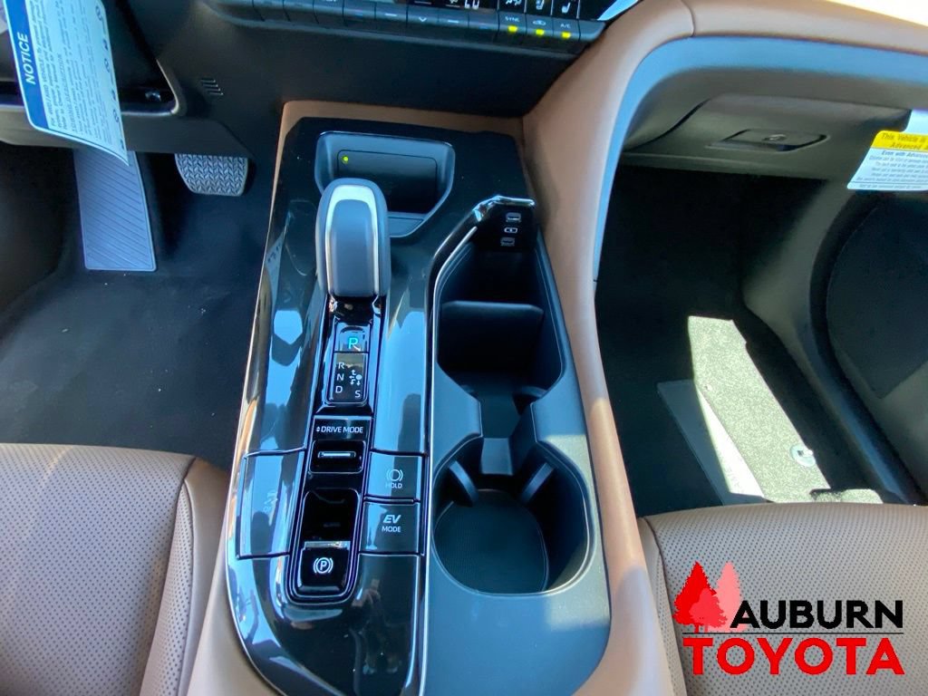 New 2026 Toyota Crown Signia AWD/4WD image 40