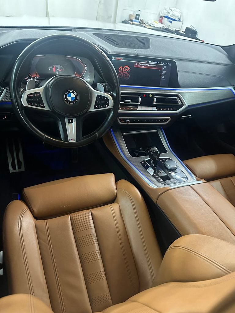 Used 2021 BMW X5 xDrive40i w/ M Sport Package AWD/4WD image 22