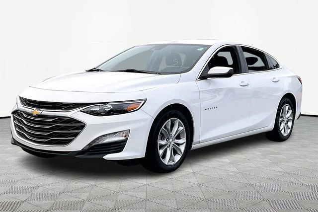 Used 2024 Chevrolet Malibu LT image 3