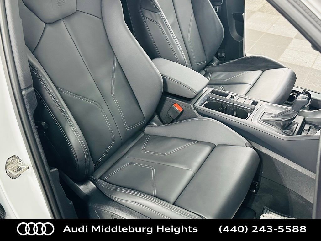 Certified 2024 Audi Q3 2.0T Premium Plus image 28