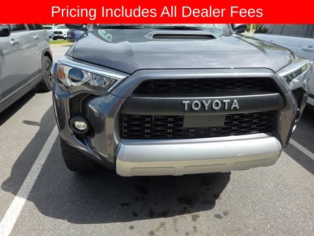 Used 2021 Toyota 4Runner TRD Off-Road AWD/4WD image 11