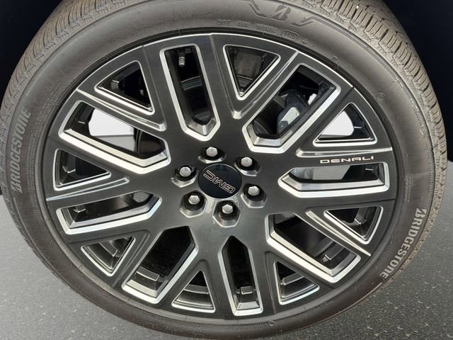 New 2026 GMC Yukon Denali Ultimate image 10