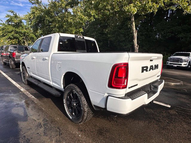 New 2026 RAM 2500 Laramie AWD/4WD image 4