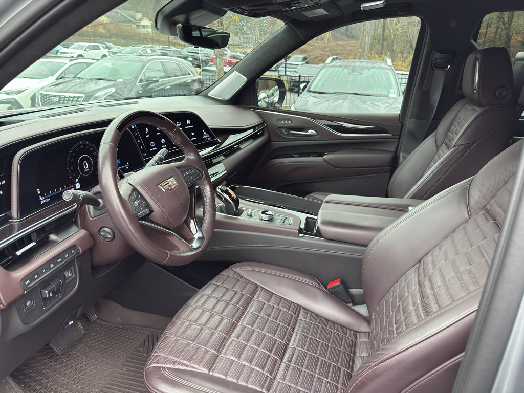 Used 2023 Cadillac Escalade Premium Luxury Platinum w/ LPO, Radiant Package image 10