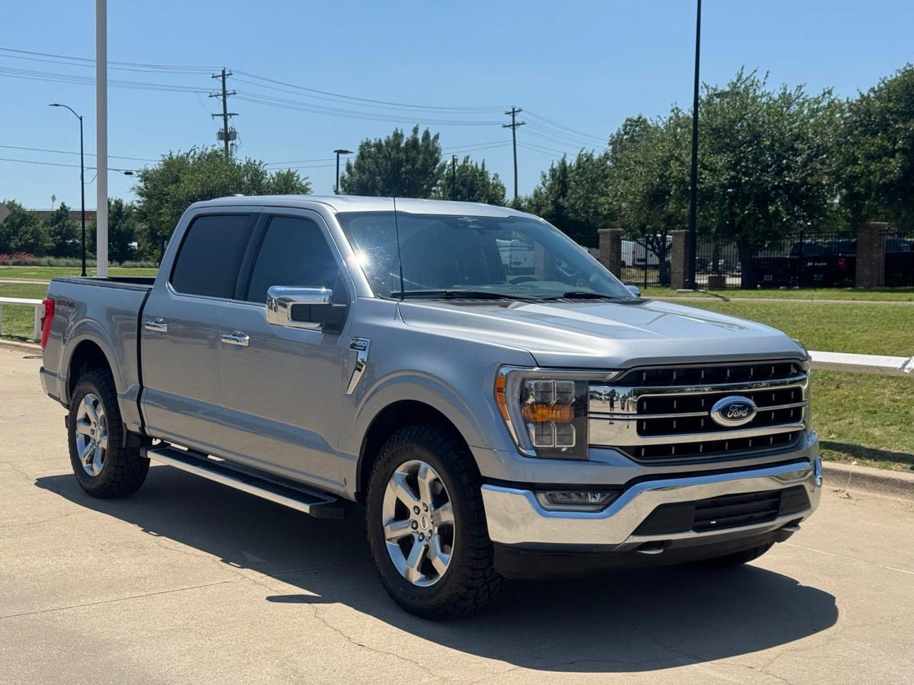 Used 2023 Ford F150 Lariat w/ Max Trailer Tow Package AWD/4WD image 1