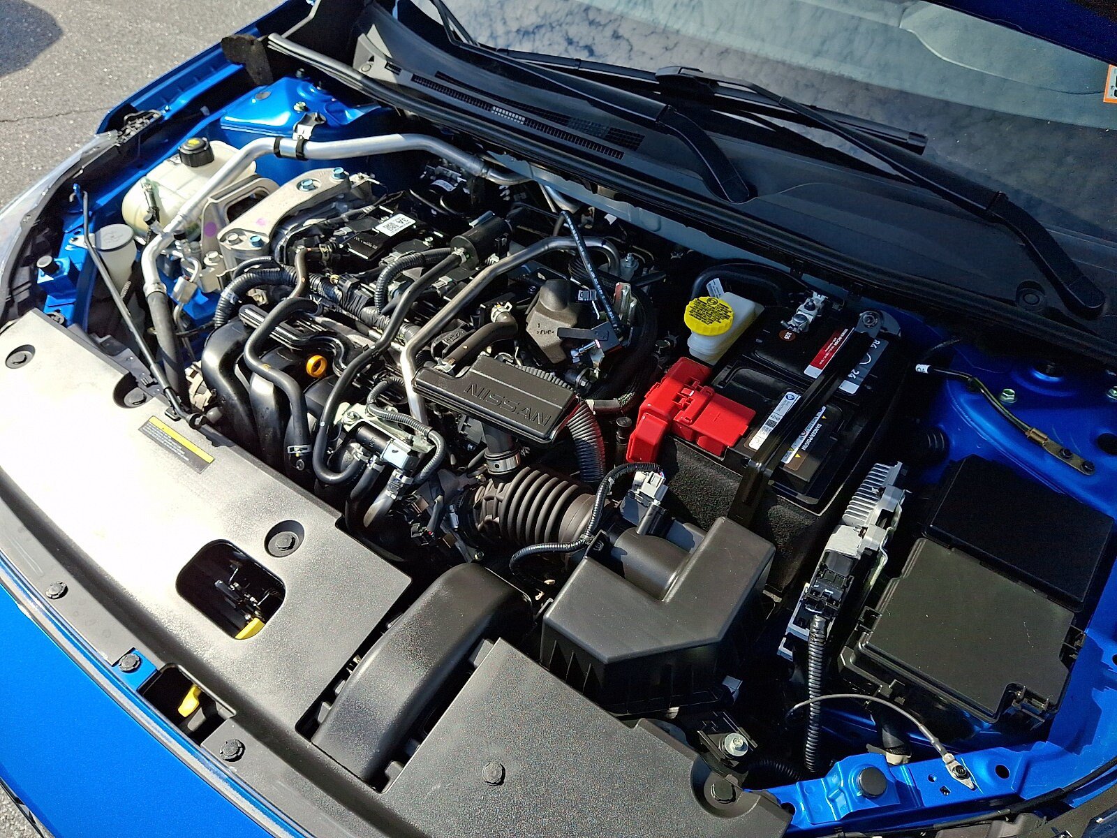 Certified 2025 Nissan Sentra SR w/ SR Premium Package FWD image 27
