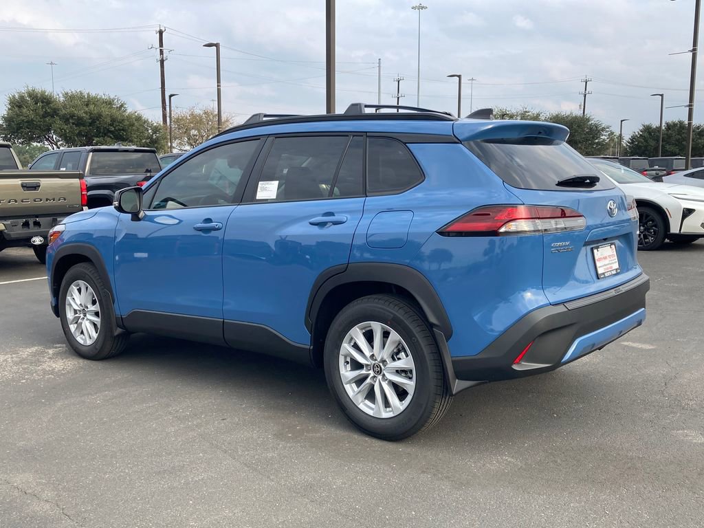 New 2026 Toyota Corolla Cross LE image 7