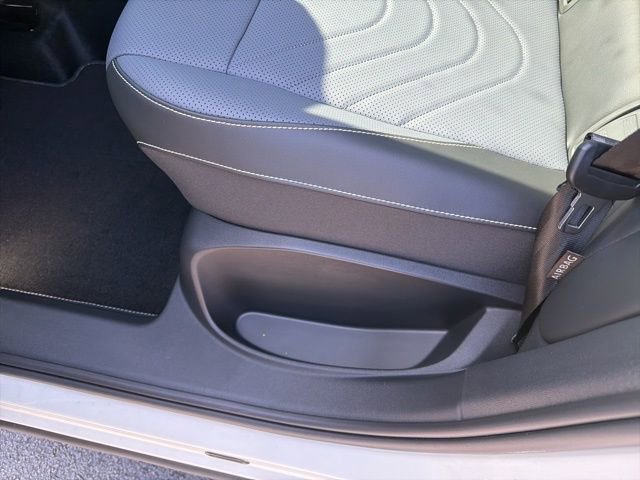 New 2026 Volkswagen Tiguan SE R-Line image 20