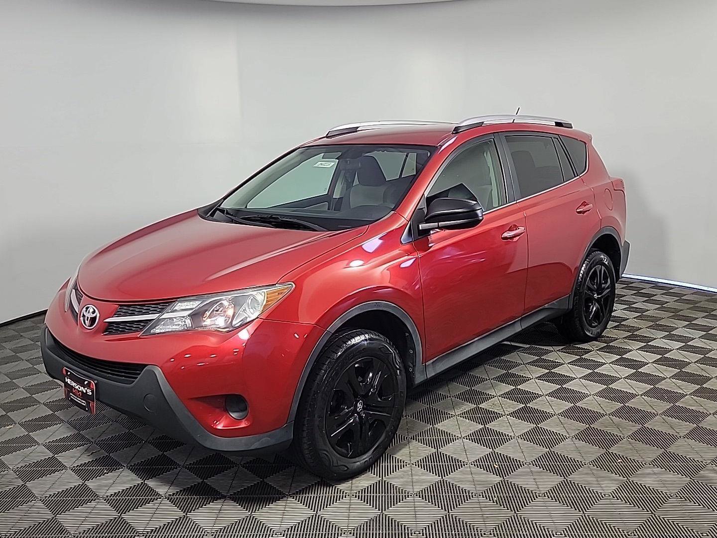 Used 2015 Toyota RAV4 LE image 12