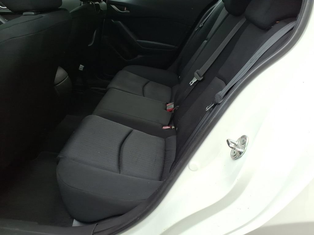 Used 2014 MAZDA MAZDA3 i Sport FWD image 10