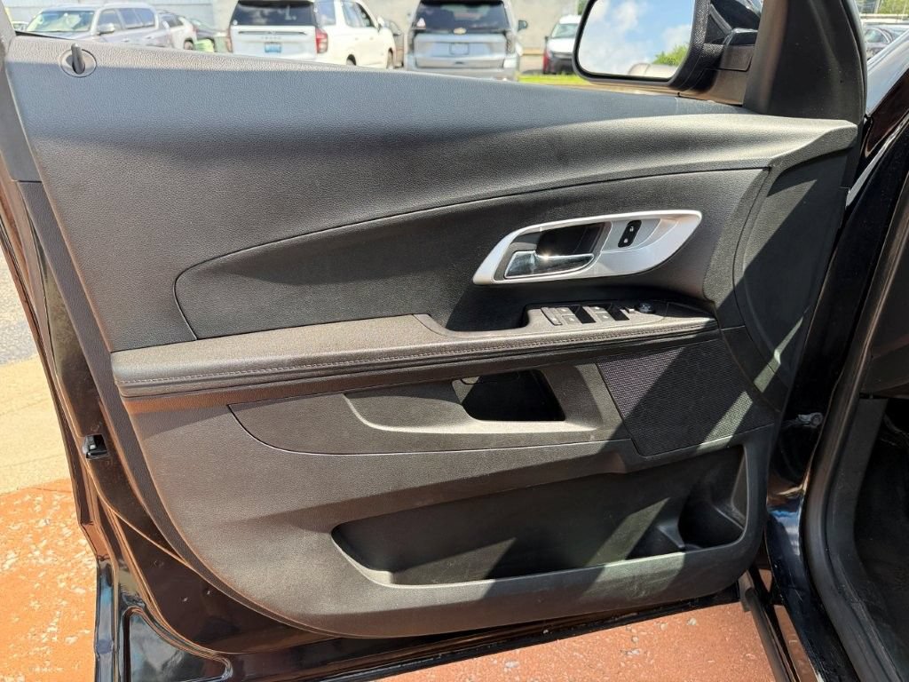 Used 2016 Chevrolet Equinox LT w/ Convenience Package FWD image 9