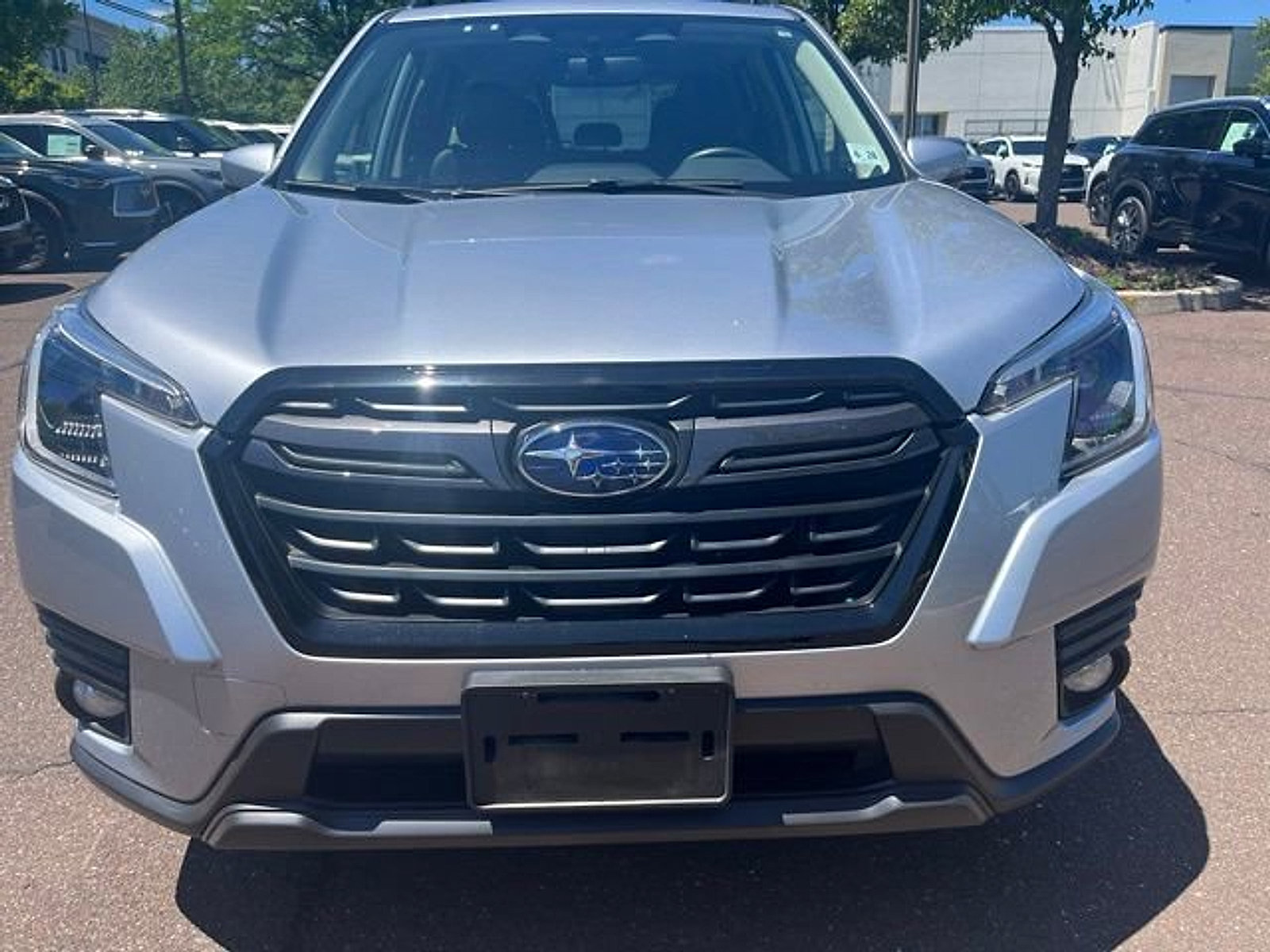 Used 2023 Subaru Forester Limited AWD/4WD image 8