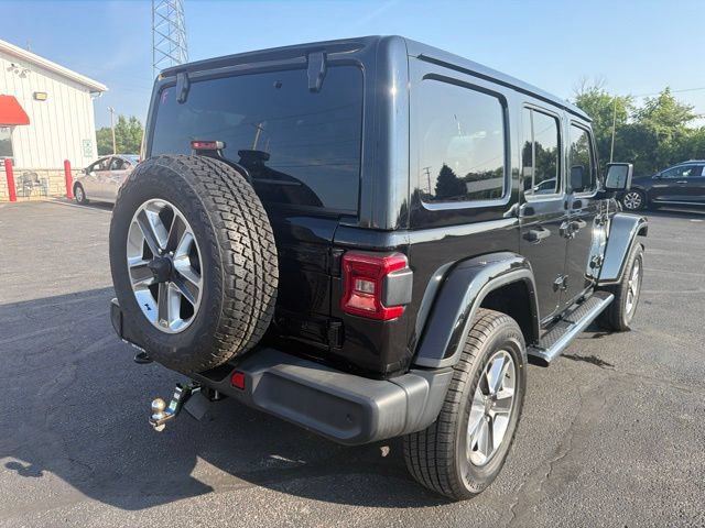 Used 2018 Jeep Wrangler Unlimited Sahara AWD/4WD image 7
